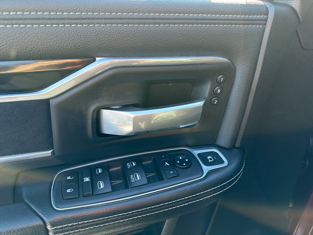 Used 2020 RAM 2500 Laramie w/ Night Edition AWD/4WD image 25