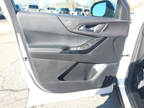 Used 2026 Chevrolet Equinox LT w/ LPO, Floor Liner Package AWD/4WD image 19