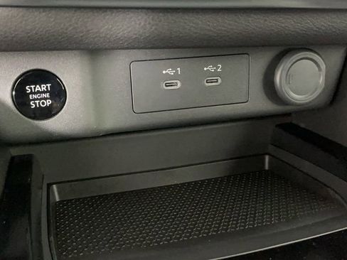 New 2025 Nissan Rogue SV image 19