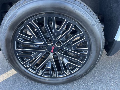 New 2026 GMC Sierra 1500 Denali AWD/4WD image 9