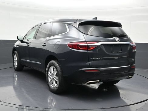 Used 2020 Buick Enclave Essence FWD image 3