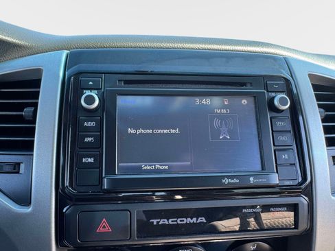 Used 2015 Toyota Tacoma PreRunner w/ SR5 Package RWD image 31