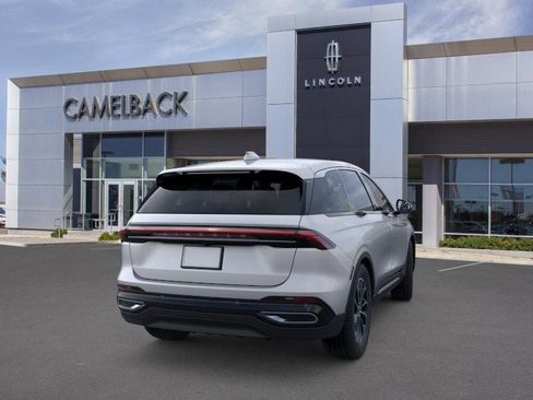 New 2026 Lincoln Nautilus Premier AWD/4WD image 8