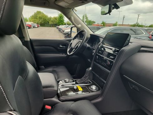 Used 2024 INFINITI QX80 Luxe AWD/4WD image 27