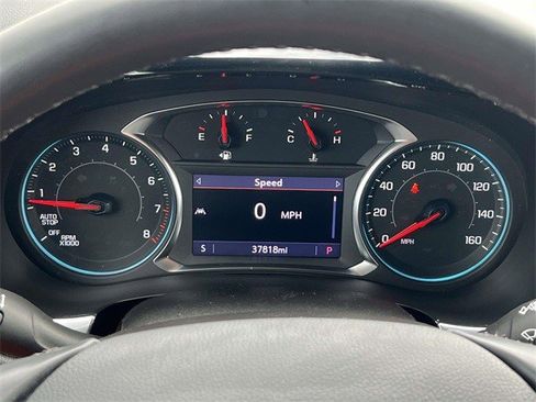 Used 2023 Chevrolet Traverse LT image 28