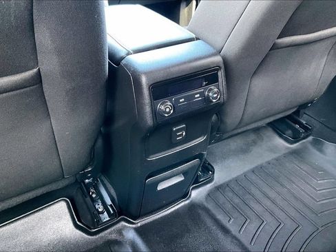 Used 2019 GMC Acadia SLE w/ Driver Alert Package I AWD/4WD image 10