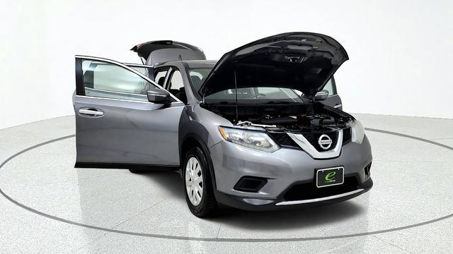 Used 2015 Nissan Rogue S FWD image 12