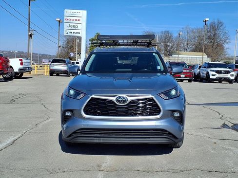 Used 2022 Toyota Highlander XLE image 22