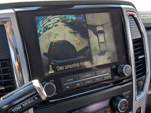 Certified 2021 Nissan Titan SL w/ Moonroof Package image 25