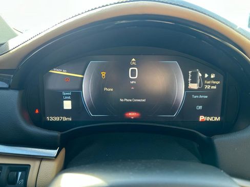 Used 2013 Cadillac XTS Premium image 22