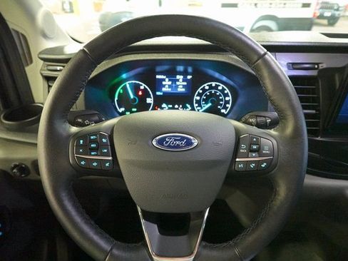 Used 2024 Ford E-Transit 148 High Roof image 17
