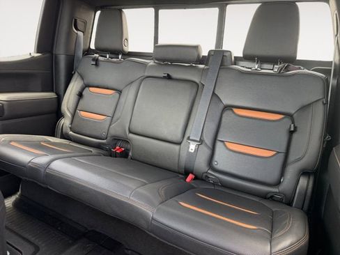 Used 2021 GMC Sierra 1500 AT4 w/ AT4 Premium Package AWD/4WD image 13