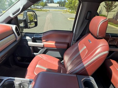 Used 2022 Ford F250 Platinum AWD/4WD image 31