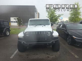 Used 2023 Jeep Gladiator Sport AWD/4WD video 1