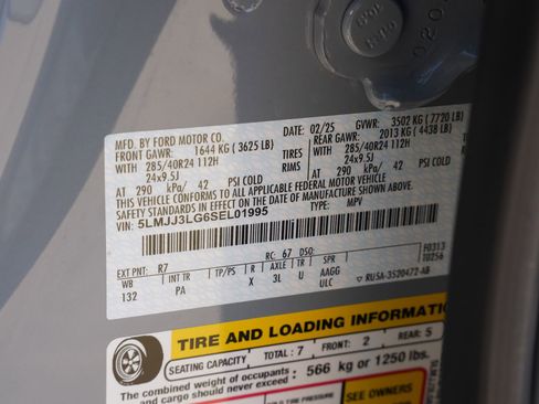 Used 2025 Lincoln Navigator L Reserve image 33