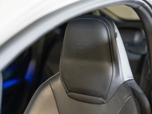 Certified 2023 Porsche Cayenne Coupe AWD/4WD image 24