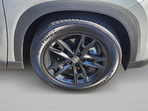 Used 2024 Toyota Grand Highlander Limited image 9