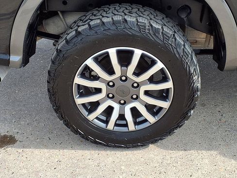 Used 2020 Ford Ranger Lariat w/ Equipment Group 501A Mid image 9