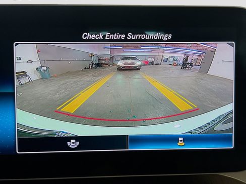 Used 2021 Mercedes-Benz C 300 Sedan image 9