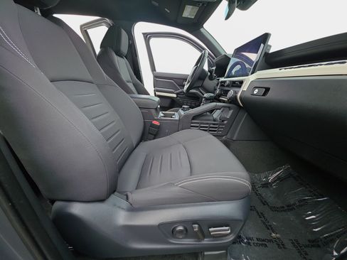 Used 2024 Toyota Tacoma TRD Sport w/ TRD Sport Upgrade Package AWD/4WD image 10