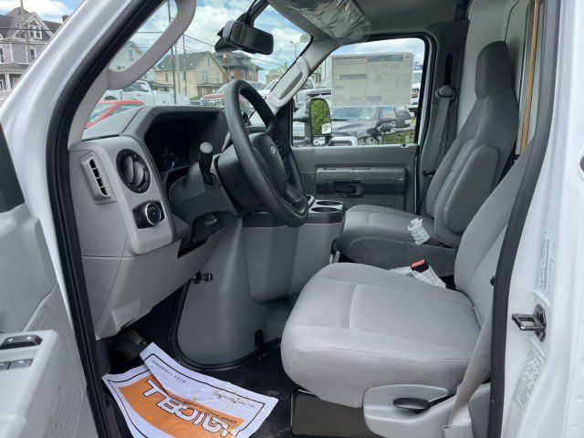 New 2027 Ford E-350 and Econoline 350 Super Duty w/ Power Equipment Group RWD image 11