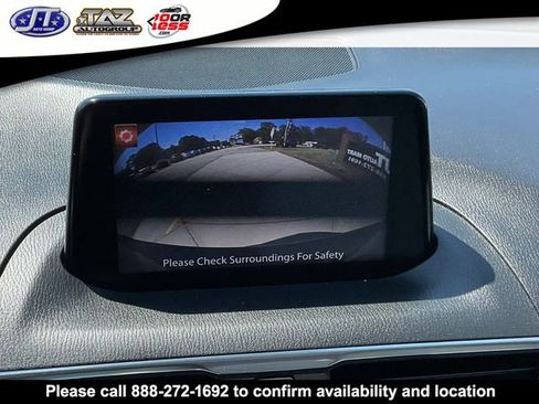 Used 2018 MAZDA MAZDA3 Grand Touring w/ Premium Equipment Package FWD image 19
