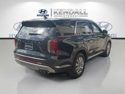 Used 2025 Hyundai Palisade SEL FWD image 6