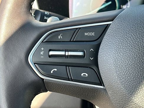 Used 2022 Hyundai Santa Fe Limited image 15