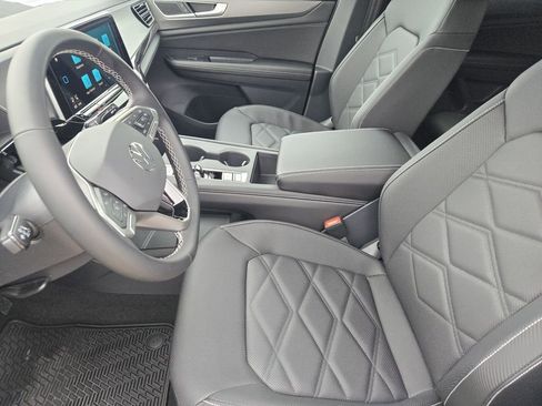 New 2026 Volkswagen Atlas Cross Sport SE AWD/4WD image 11