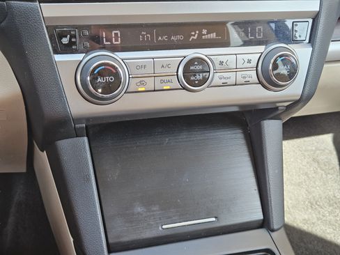 Used 2015 Subaru Outback 2.5i Limited AWD/4WD image 17