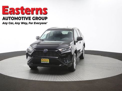 Used 2020 Toyota RAV4 LE AWD/4WD image 52