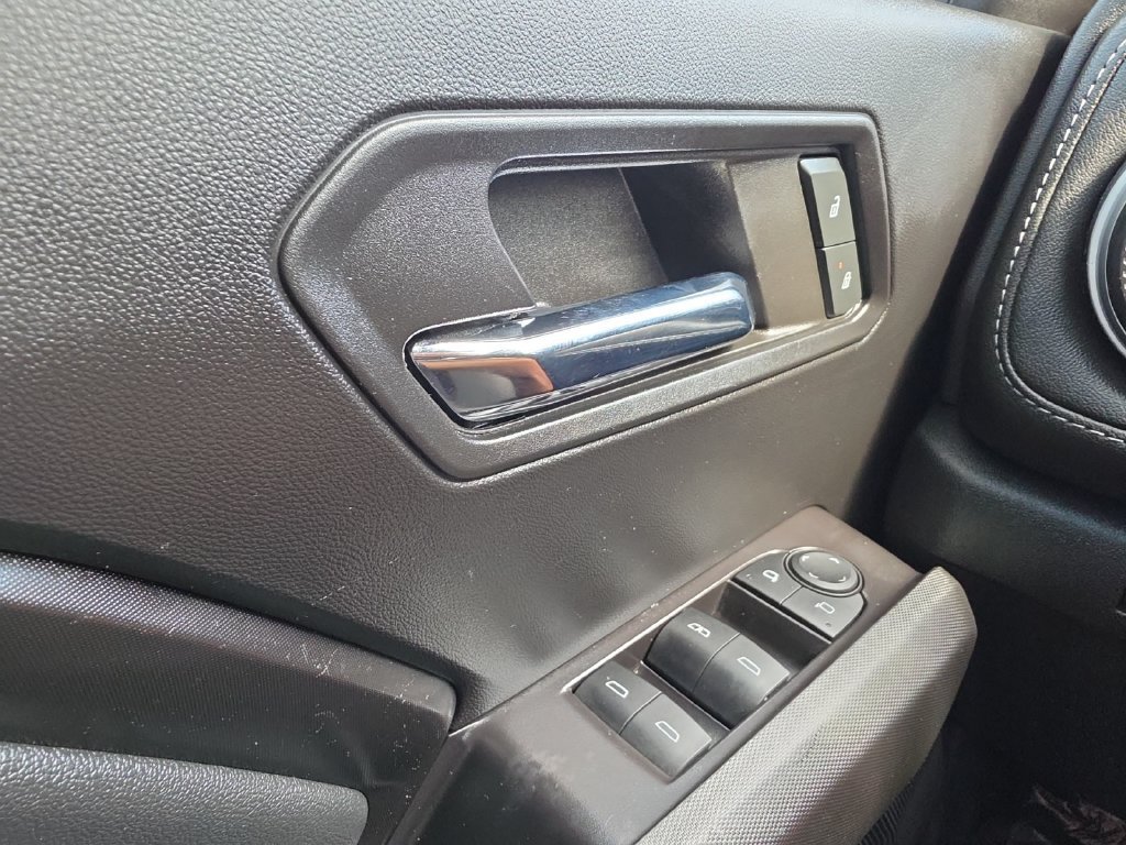 Used 2024 Chevrolet Colorado LT w/ LT Convenience Package RWD image 19