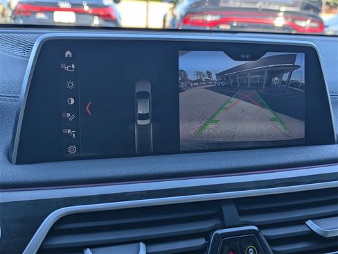 Used 2018 BMW 740i 740i image 15