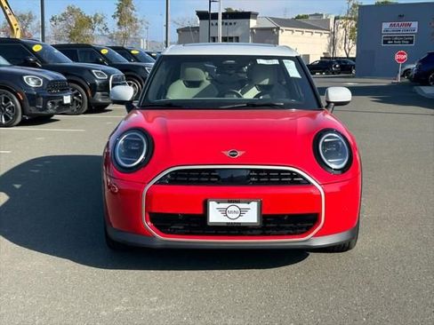 New 2026 MINI Cooper 4-Door Hardtop image 8