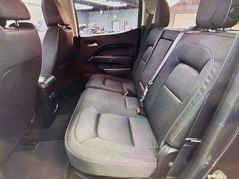 Used 2016 GMC Canyon SLE image 8