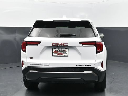 Used 2025 GMC Terrain Elevation AWD/4WD image 5