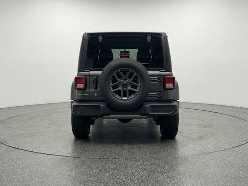 Used 2025 Jeep Wrangler Unlimited Sport AWD/4WD image 7