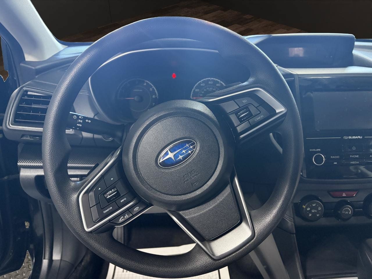 Used 2017 Subaru Impreza 2.0i Premium AWD/4WD image 10