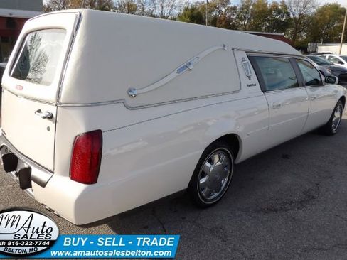 Used 2004 Cadillac De Ville Hearse image 6