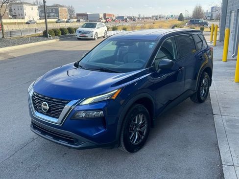 Used 2021 Nissan Rogue S image 48