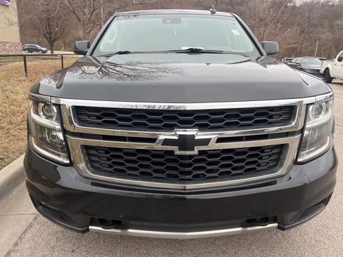 Used 2020 Chevrolet Tahoe LT w/ Luxury Package image 2