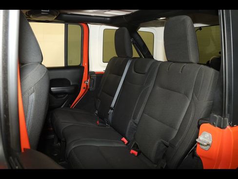 Used 2020 Jeep Wrangler Unlimited Sport S AWD/4WD image 16