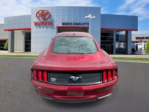 Used 2019 Ford Mustang Coupe image 6