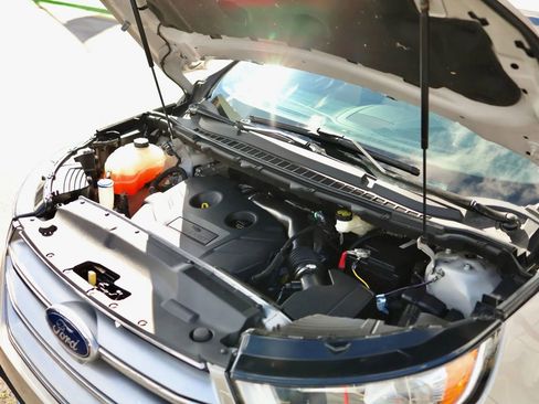 Used 2017 Ford Edge SEL w/ Equipment Group 201A image 54