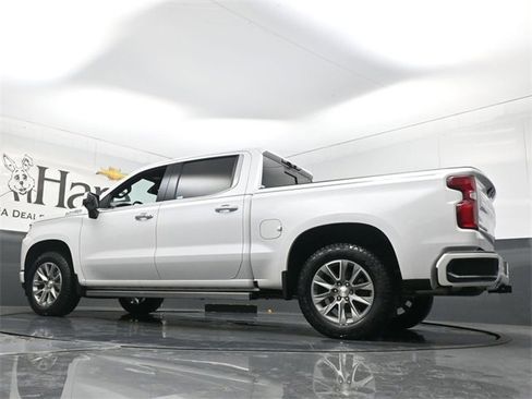 Used 2020 Chevrolet Silverado 1500 High Country w/ Technology Package image 54