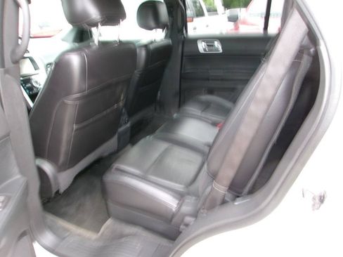 Used 2013 Ford Explorer Limited AWD/4WD image 6