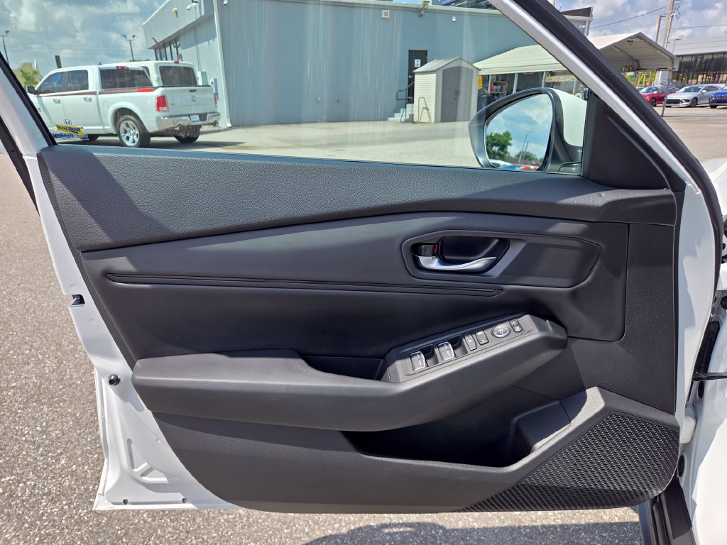 Used 2023 Honda Accord EX image 23