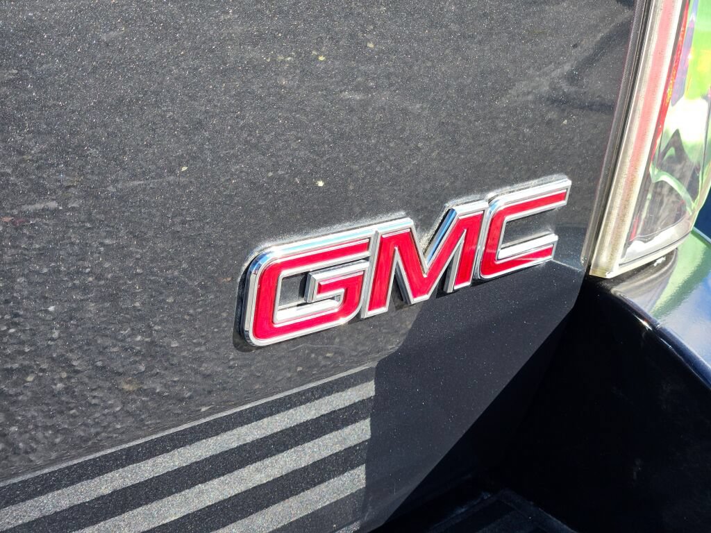 Used 2013 GMC Yukon Denali AWD/4WD image 10