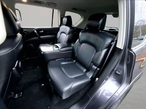 Used 2024 INFINITI QX80 Luxe image 18