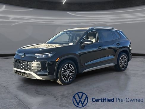 Certified 2026 Volkswagen Tiguan S FWD image 1
